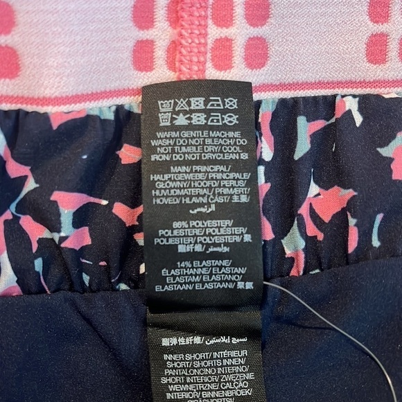 Sweaty Betty On Your Marks 4” Running Shorts Large New with tags! - Picture 8 of 16